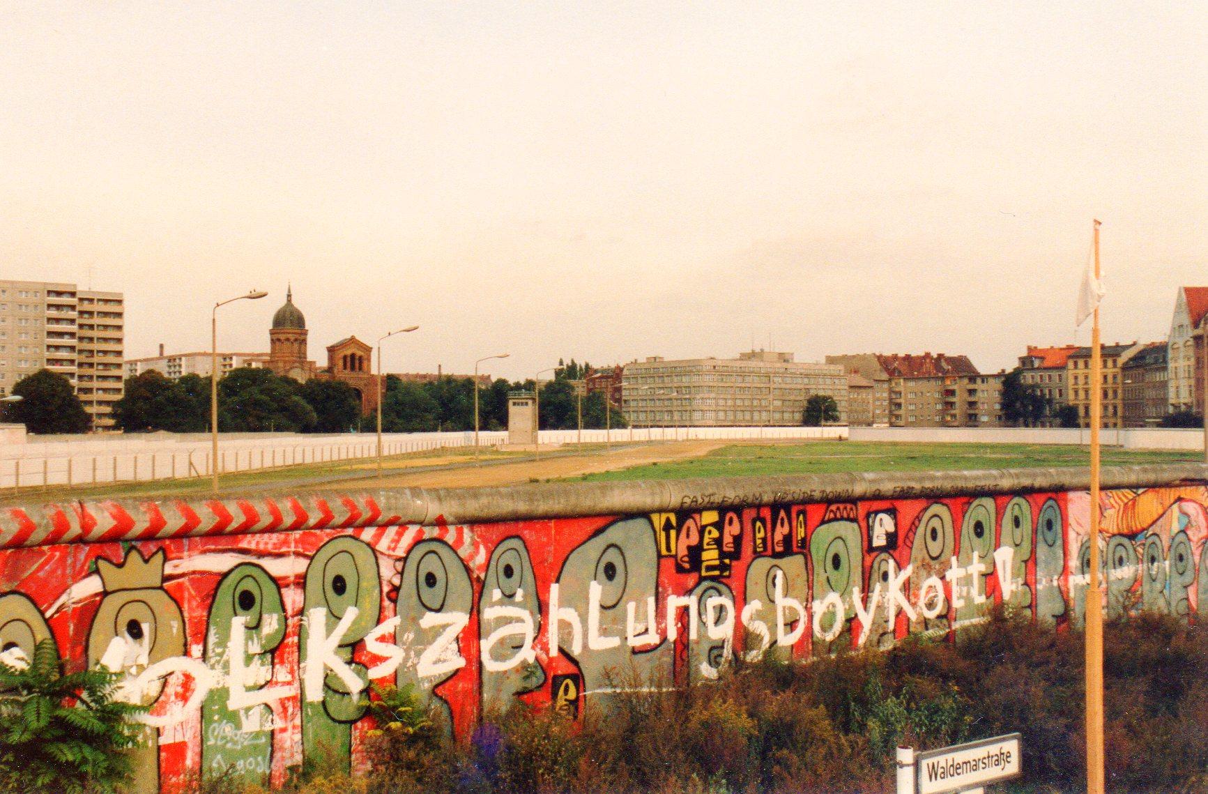 Corner Dresdener Straße - Waldemarstraße towards Michaelkirchplatz